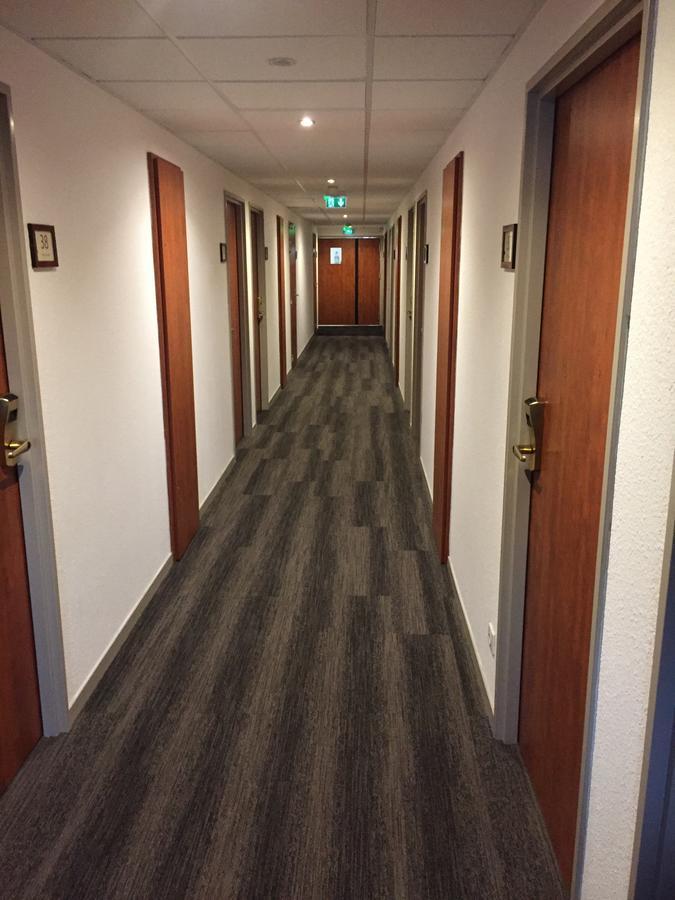 Armony Hotel Bourg-Achard Exterior photo