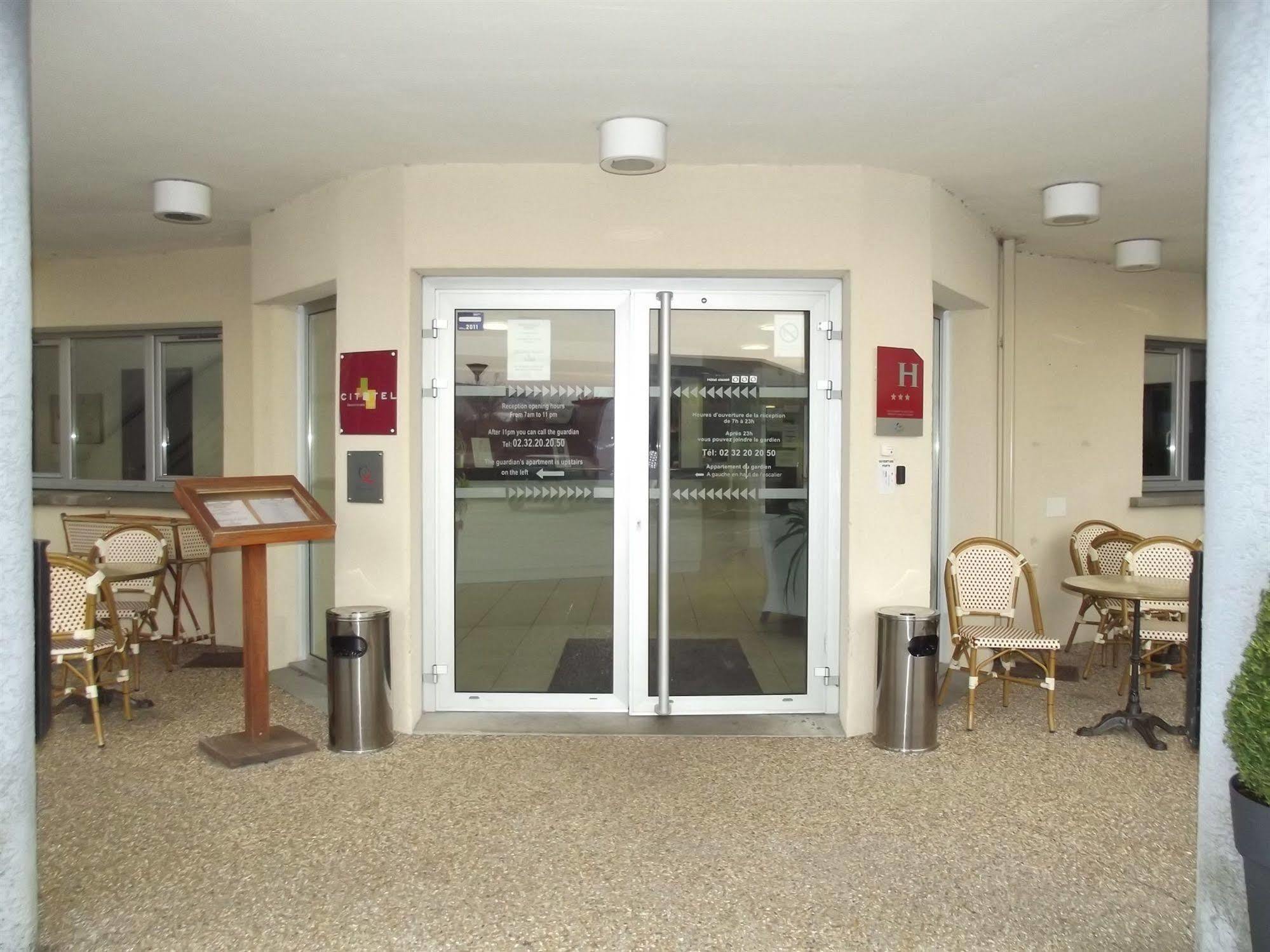 Armony Hotel Bourg-Achard Exterior photo